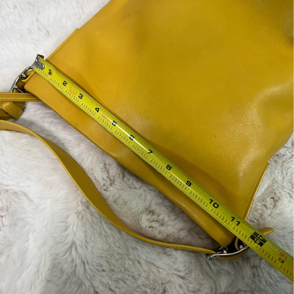 COACH Vintage Soho Leather Duffle Bag in Yellow #9186 - Picture 15 of 17